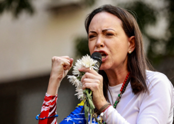 Líder da oposição na Venezuela, María Corina Machado diz que transição de poder já começou: 'Medo dentro do regime é palpável'