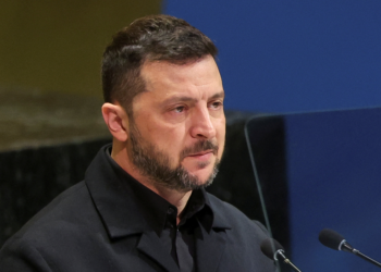 Zelensky diz que concorda em trabalhar 'junto com os EUA' em plano de Trump para encerrar guerra entre Ucrânia e Rússia