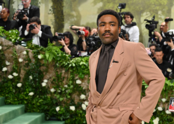 Donald Glover diz ter sofrido um AVC durante turnê mundial de Childish Gambino