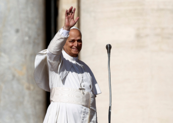 Vaticano critica poligamia e poliamor em novo decreto: 'Um cônjuge é suficiente'