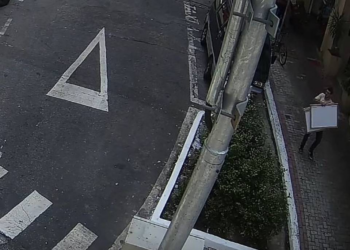 Vídeo mostra suspeitos de roubar obras da Biblioteca Mário de Andrade, em SP