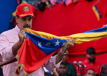 Trump rejeita pedidos de Maduro e pressiona por renúncia do ditador após ultimato, diz agência