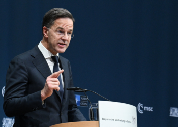 Otan precisa se preparar para guerra 'na escala da que nossos avós enfrentaram', diz secretário-geral sobre Rússia