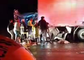 Mulher morre e marido sofre ferimentos graves em acidente na BR-277