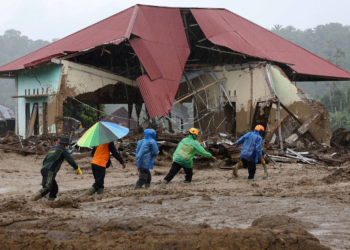 Mortes após enchentes no Sudeste Asiático passam de 1.200