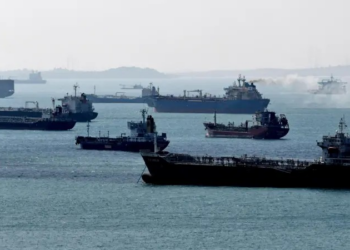 O que é a frota de navios fantasmas que os EUA acusam a Venezuela de usar para burlar sanções e exportar petróleo?