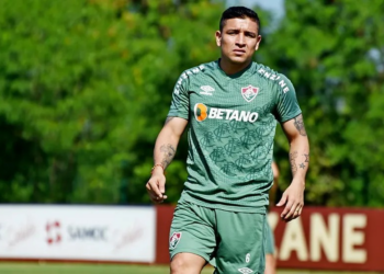 Mario Pineida, jogador do Barcelona de Guayaquil e ex-Fluminense, é assassinado no Equador