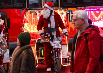 Quais são os direitos de quem trabalha no Natal e no Ano-Novo? Veja o que diz a lei e quais os valores