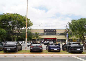 Empresas suspeitas de lavar dinheiro do PCC têm contratos com prefeituras que somam R$ 522 milhões