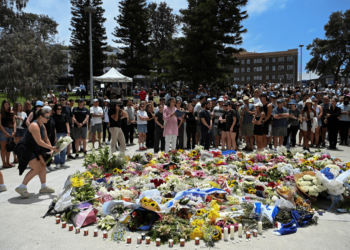 Austrália propõe endurecer leis contra símbolos extremistas após ataque em praia de Sydney
