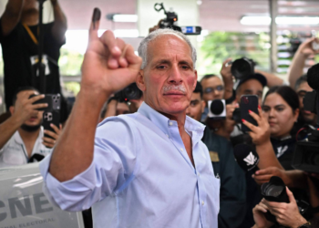 Apoiado por Trump, Asfura vence em Honduras, em giro do país à direita