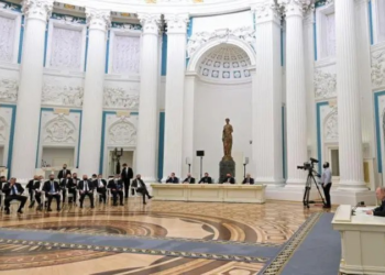 As táticas de Putin para manter o apoio dos bilionários russos