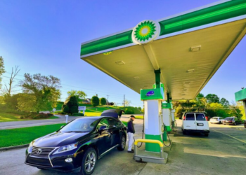 Agradeça aos combustíveis fósseis: eles ainda movem sua vida