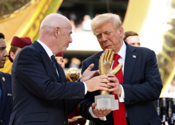 Sob influência de Trump, Fifa lança 'prêmio da paz' com presidente dos EUA como principal candidato
