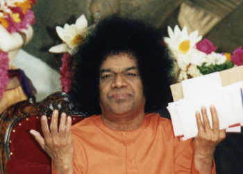 O guru do chavismo: quem é Sathya Sai Baba, indiano que se tornou objeto de devoção de Nicolás Maduro e Delcy Rodríguez