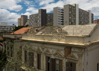 Modelo transforma casarões arruinados em moradia para os mais pobres em Campos Elíseos