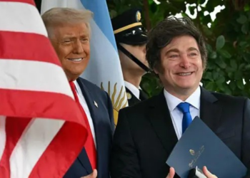 Milei diz que EUA sob Trump são um 'farol para iluminar' o Ocidente, que está em perigo por 'políticas socialistas'