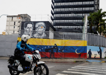 Ataques dos EUA deixaram instalações petrolíferas ilesas, afirmam fontes da PDVSA