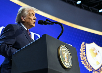 Trump retira convite a premiê do Canadá para 'Conselho da Paz'