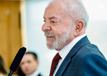 Em meio a ofensivas políticas e comerciais de Trump, Lula busca fortalecer laços com Ásia