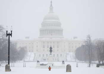 Histórica tempestade de inverno nos Estados Unidos deixa ao menos 10 mortos