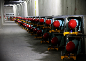 Exército do Irã adiciona 1.000 drones ao arsenal e promete 'resposta esmagadora' em caso de ataque dos EUA