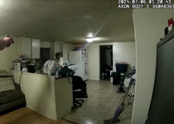 Ex-policial é condenado a 20 anos de prisão por matar mulher negra que ligou para emergência; caso gerou comoção