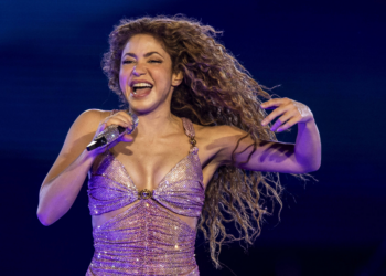 Compositores brasileiros processam Shakira por plágio e pedem indenização