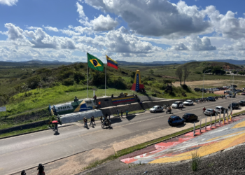 Como é a cidade brasileira que recebe milhares de venezuelanos em meio à crise no país vizinho