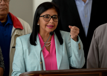 Trump preferiu pragmatismo à coerência ao optar por Delcy Rodríguez como interlocutora da transição venezuelana