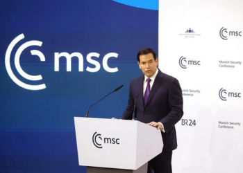 Pressão de Trump e aumento da militarização provocam divisões na Europa