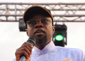 Primeiro-ministro do Senegal defende lei anti-LGBT que dobra penas de prisão