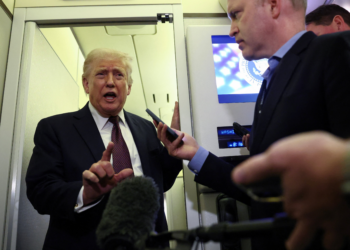 Donald Trump diz que negociações com Cuba continuam e que uma ação pode ocorrer após o Irã