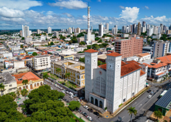 Temperatura chega a 33°C com previsão de chuva e trovoadas nesta terça em Cuiabá