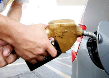Brasil estuda elevar mistura de etanol na gasolina para 35%; testes técnicos são iniciados