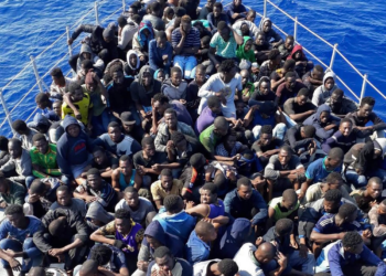 Parlamento Europeu aprova criação de 'centros de retorno' para imigrantes