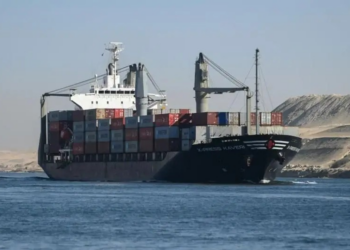 O outro estreito crucial para a economia global que o Irã ameaça bloquear