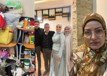 Sob bombas, brasileiros deixam casas às pressas e se abrigam em carros e escolas no Líbano