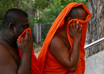 22 monges budistas são presos com mais de 100 kg de maconha em aeroporto do Sri Lanka