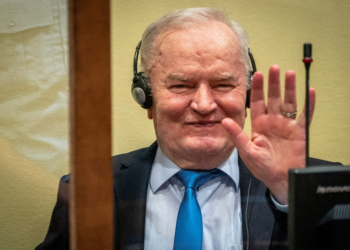 Condenado a prisão perpétua por crimes de guerra, 'Açougueiro da Bósnia' sofre AVC e está em estado grave