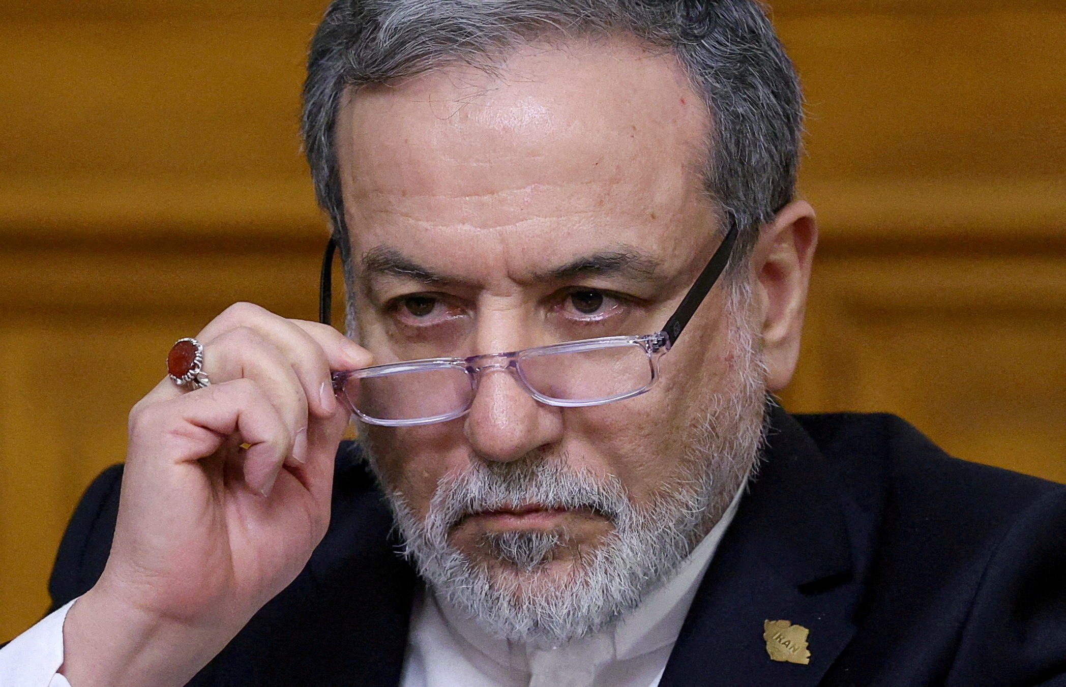 Chanceler iraniano vai à China uma semana antes de Donald Trump