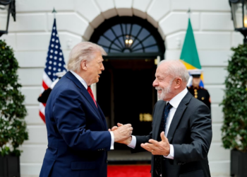 Elogio de Trump, tour na Casa Branca, três horas de reunião: como foi o encontro de Lula com o presidente americano