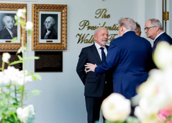Após encontro entre Lula e Trump, EUA e Brasil têm reunião sobre tarifas