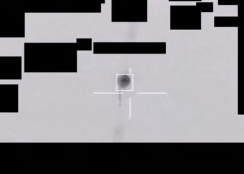 VÍDEO: imagens mostram EUA derrubando OVNI sobre o Lago Huron em 2023