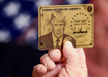 Alardeado por Trump, gold card de US$ 1 milhão atrai menos de 340 pessoas