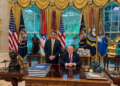 O encontro entre Flávio e Trump e os interesses americanos na eleição brasileira – O Assunto #1729