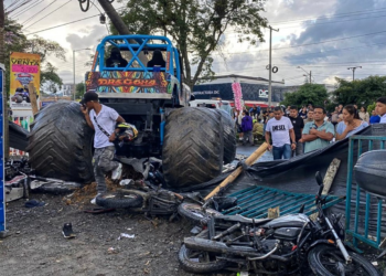 Acidente com 'monster truck' deixa dois mortos e 37 feridos em evento na Colômbia