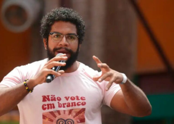 Influenciador comunista deixa partido que queria “socializar” seu canal no YouTube