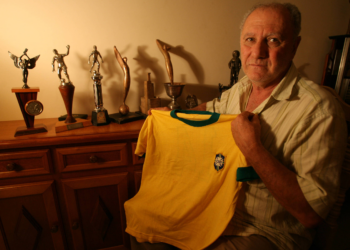 Estrada de ferro apelidou clube que revelou três jogadores do Brasil em Copas