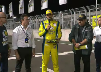 Pivetta entrega homenagem a Thiago Camilo na Stock Car em Cuiabá; vídeo